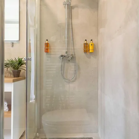 Charming And Elegant Historic Center Guest house